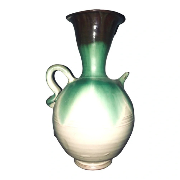 Vintage Made in Spain Drip Glaze Spout Ceramic Fluted Spitoon Vase - Picture 3 of 8